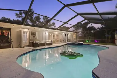 Crystal Palms | Pool, Hot Tub, Game Room