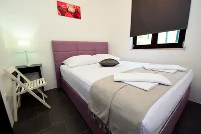 Image de Bel appartement pour 6 personnes avec climatisation, Wifi, Tv, terrasse et animaux admis
