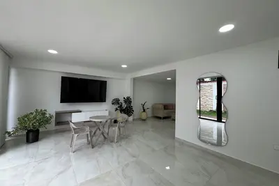 Image de Luxury House with Central A/C - Neiva
