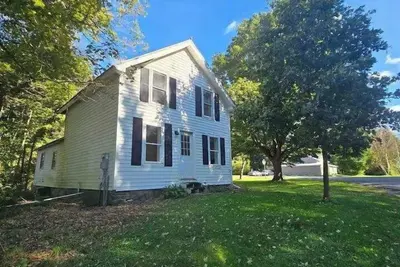 Image de Cozy Farmhouse Rental