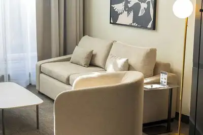 Image de Discover Old Montreal’s Magic with a Suite Behind Notre-Dame - 3 Units!