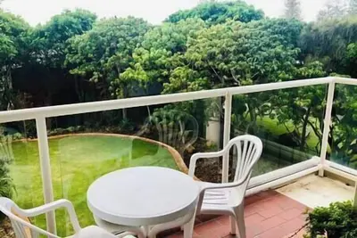 Image de Spacious City Retreat with Study