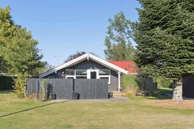 Image de Cozy holiday home near beach and town