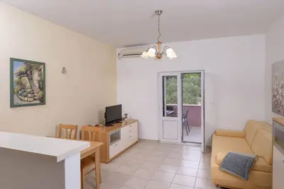 Image de One Bedroom Apartment with Balcony 3