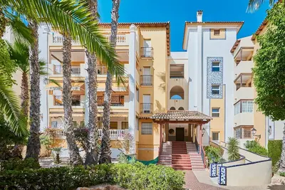 Image de Mediterranean Style Apartment - by Welcomely
