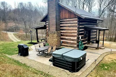 Image de Renovated Cottage with Spa Surrounded by Beautiful Hiking Trails in Ohio