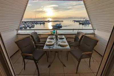 Image de An de Waterkant: Exclusive apartment with a view of the Wieker Bodden and Hiddensee