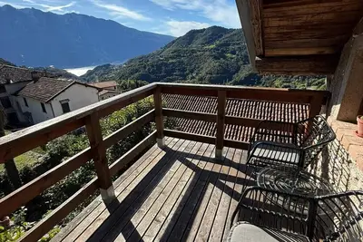 Image de Rustico Vesio Balcony Lake View