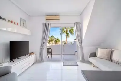 Image de Bravo Hills - Casa Dove- Cozy House - Getaway with Pool and Garden View