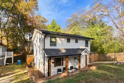 Image de Relaxing 3br Getaway w/ Yard | Minutes to Atl