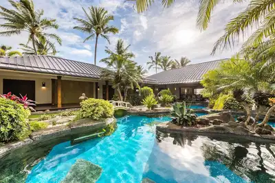 Image de Castle Point Estate by Gather: Oceanfront w/ Pool, Spa & Lanais