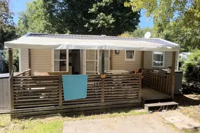 Image de Mobil-home climatisé 3 chambres – 6 personnes – Terrasse couverte – Bord du lac d’Aureilhan