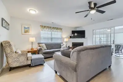 Image de Spacious Bethany Beach Retreat Pool Pickle Ball