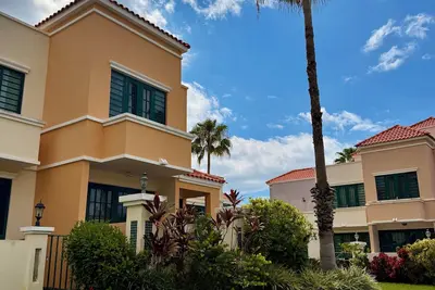 Image de Villa Salvador 100 Steps from the Beach - Pool, Solar Power & Sunsets in Rincón