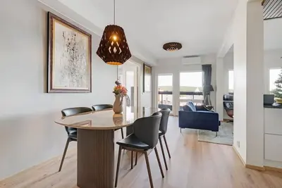 Image de Aurora Sky Penthouse 3bdr, Private Sauna & wifi