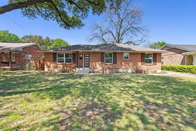 Image de 4br/2ba Home Near Bishop Arts District & At&T Stadium - Garage Parking