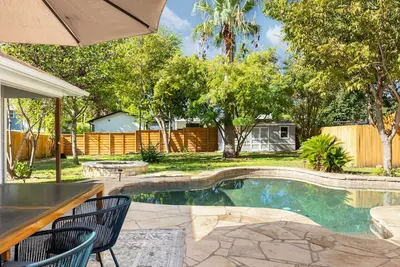 Image de The Oak Haven - 3br with Pool, Billiards & Arcade