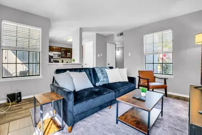 Image de Modern Brand New Studio w/ Free Gym 2105