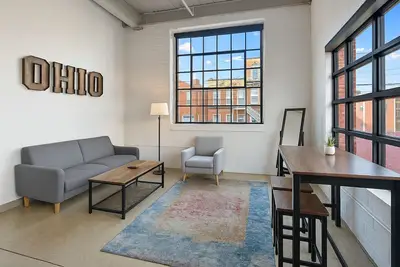 Image de Stylish Downtown Loft with Free Parking
