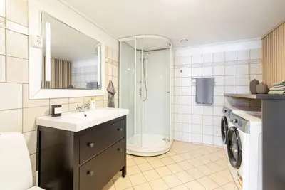 Image de Centrally located in Kvadraturen with 3 large bedrooms, balcony and parking space