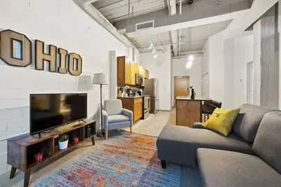 Image de Modern Industrial 1br Loft in Downtown Cleveland New