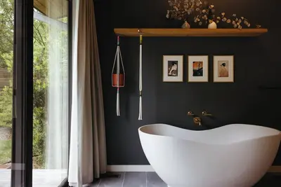 Amazing open high ceiling big windows large common room and private backyard.