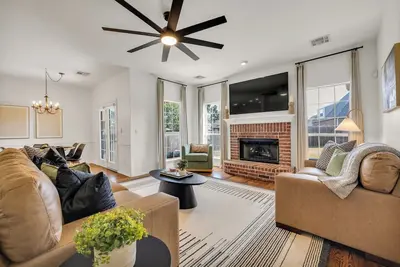 Image de Ridge Retreat! King Beds By Outlet Mall & Aquarium