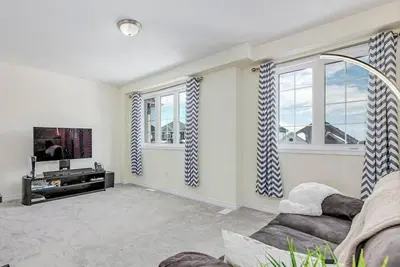 Image de Bright and Blissful 3-Bedroom House