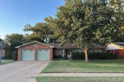 Image de Beautifully updated 3 bedroom home in central Lubbock near Tech campus
