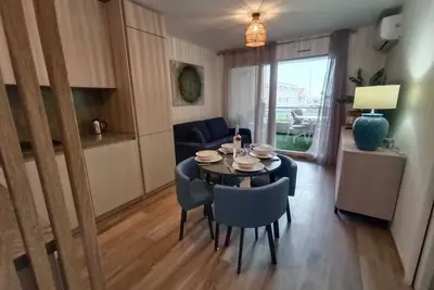 Image de Charmant deux pièces sur le port de Golfe-Juan