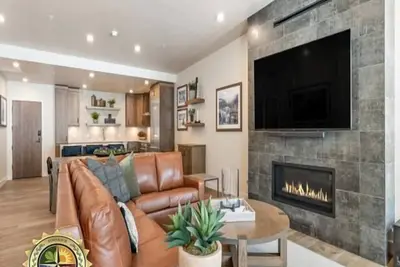 Image de Slopeside Sanctuary|Includes Two 1-Day Lift Tickets