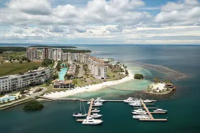 Image de Beachfront Luxury Apartment at Playa Escondida Resort & Marina