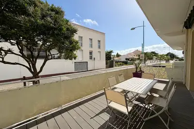 Image de Bel appartement à 650m de la plage avec Wifi et parking