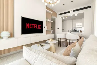 Modern 2bd Retreat with Private Pool in Jvc