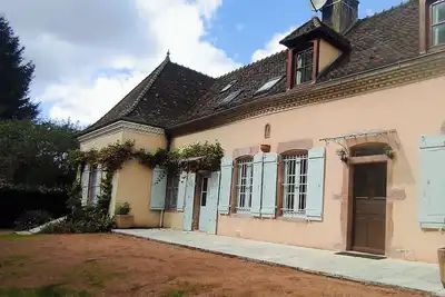 Image de La Demeure de l'Intendant - gîte 15 personnes avec 9000m2 de parc et piscine