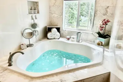 Image de 5 Mins Walk to Beach-Gated-Bahamar-Cable Beach-1200 sqft