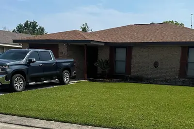 Image de 3 bedroom house in Saint Rose with Ac