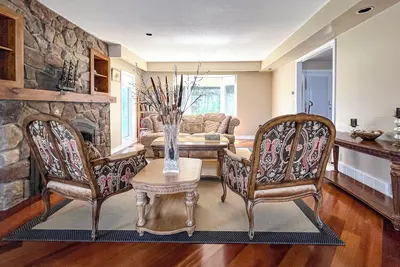 Image de Tranquil Lakeside Stay • Bbq • Open Yard