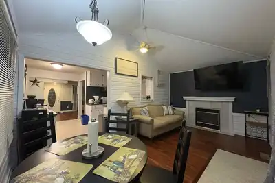 Image de A Heart of a Twin Cities-Cute and Cozy House with Quiet Neighborhood