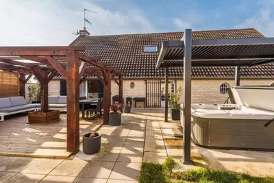 Image de 10mn Beaune, proche dijon, spa toute l’année, au calme absolu