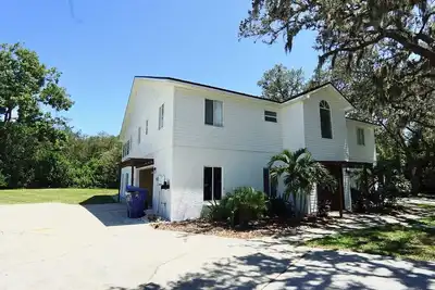 Image de Nature Lover's Retreat 2br/2ba & Den Near Park