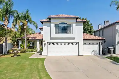 Image de Casa Bella Gardens- Spacious 5-bedroom house in welcoming Bakersfield with Pool