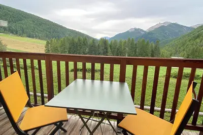 Image de Splendide T2, vue dégagée, front de neige, pied des pistes et départ rando