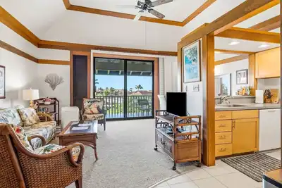 Image de Kp317-Private-3rdFl-Partial Ocean-Pool-Garden