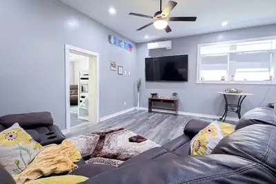 Image de Charming 2-bedroom estate with Ac, fitness room in peaceful Morganton Nc.