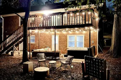 Image de Hot Tub, 5br, Pet Friendly, Karaoke, Quail Hollow Hideaway