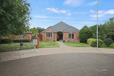 Image de Tranquil 2-bedroom home near Ttu and Lcu