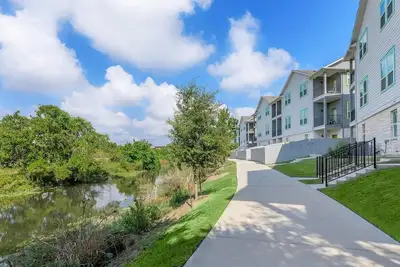 Image de Apartment in Austin Modern Elevator Wifi Modern