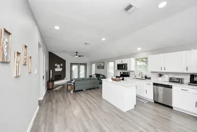 Image de Spacious 3-Bed Single-Story in Pecan Grove, Richmond, Tx.