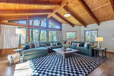 Image de Teton Homestead: Quaking Aspen Escape + Hot Tub